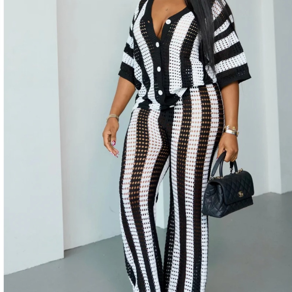 Black and White Striped Women's Pants Set